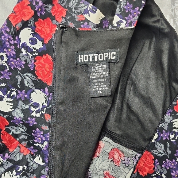 Hot Topic Dress - Picture 4 of 5